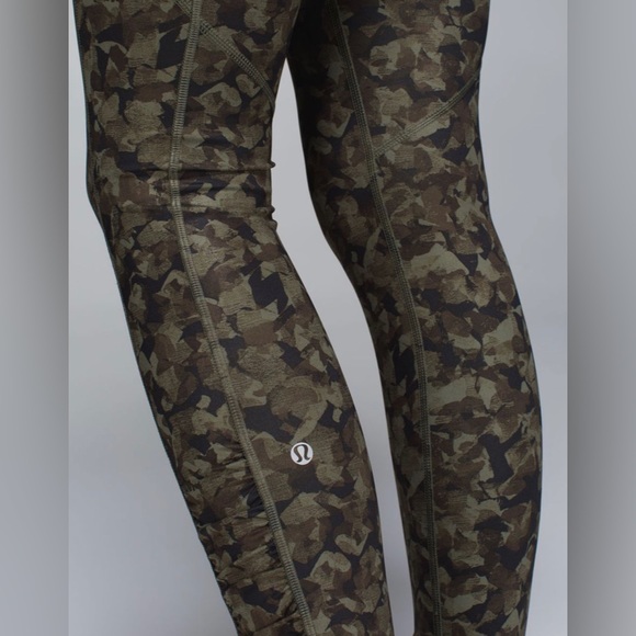Lululemon Speed Tightblll Full On Luxtreme Camo Mystic Jungle Ruched Leggings - Picture 3 of 8